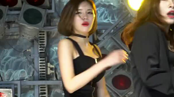 美女小姐姐